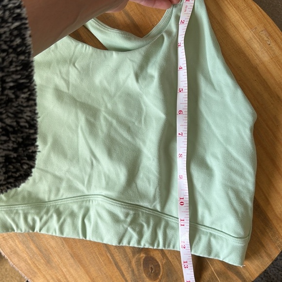 Alphalete Alphalux Light Green Sports Bra size Medium - Picture 5 of 6
